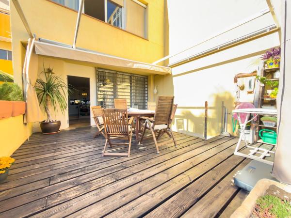 Chalet adosado en Calle Narváez, 32, La Veleta, Torrevieja thumbnail 2