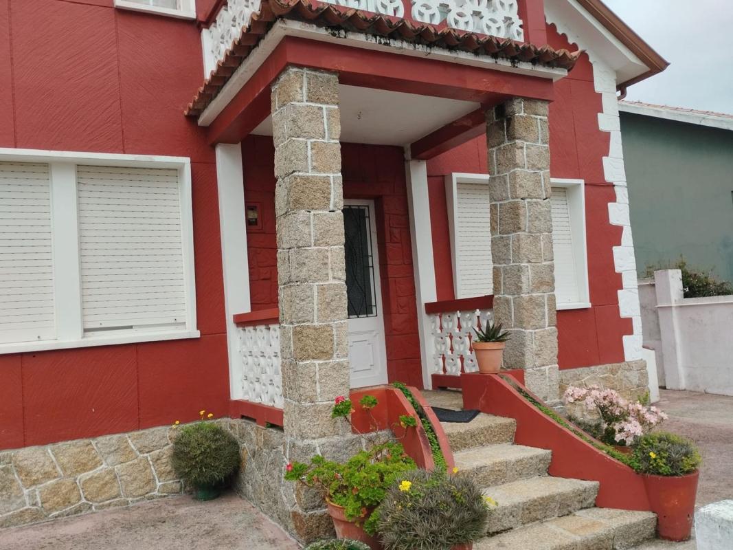 Properties for sale and rent in Spain photo 3