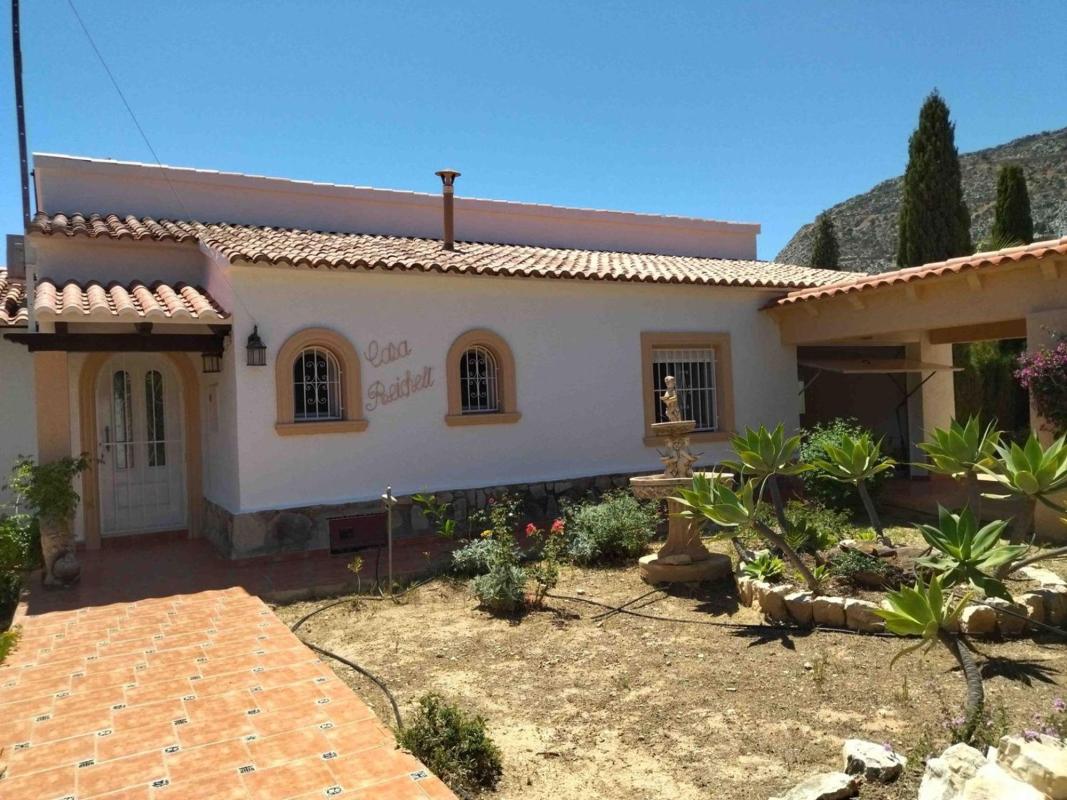 Properties for sale and rent in Spain photo 5
