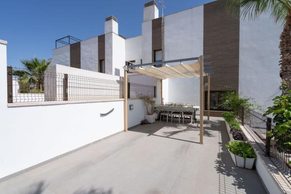 Chalet adosado en Avenida Tomas Boj Andreu, Los Balcones - Los Altos del Edén, Torrevieja photo 4