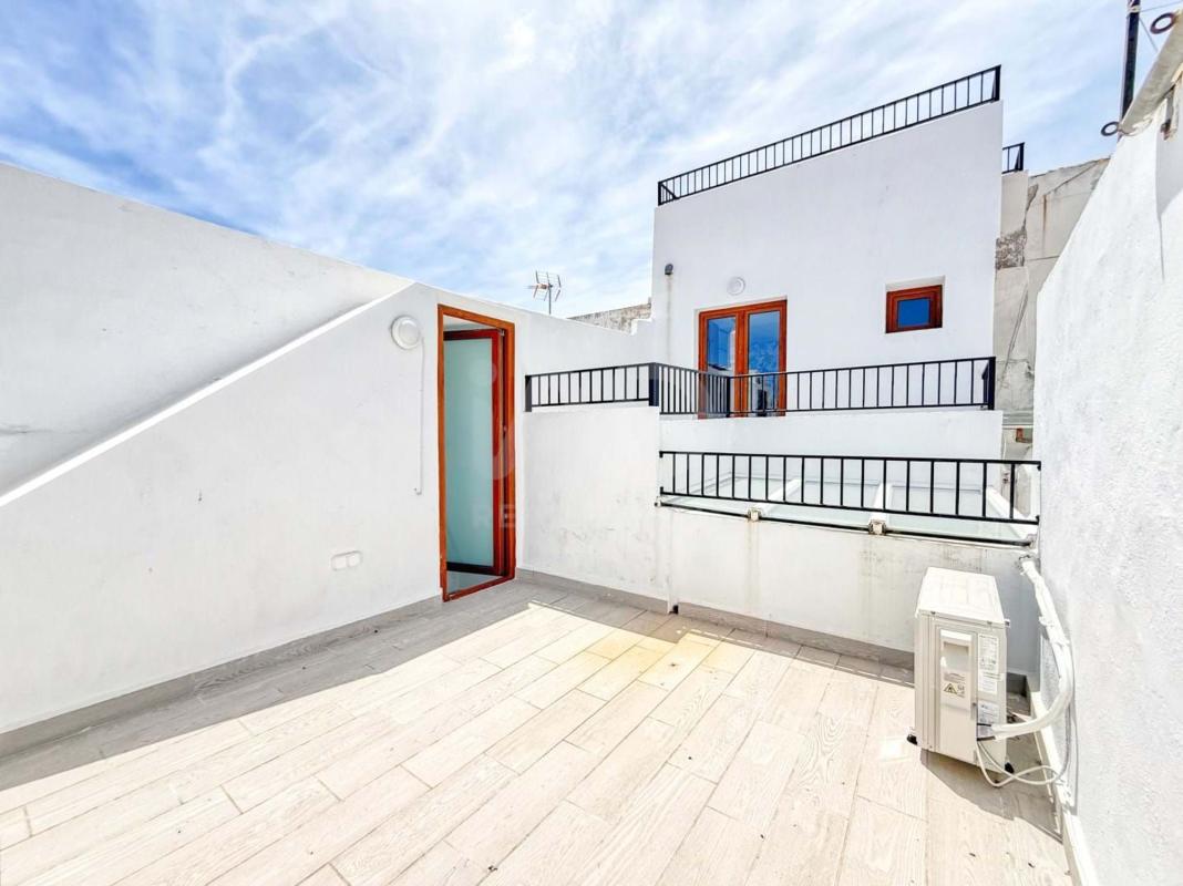 Properties for sale and rent in Spain photo 1