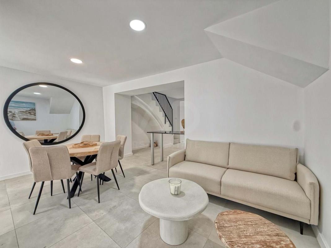 Properties for sale and rent in Spain photo 3
