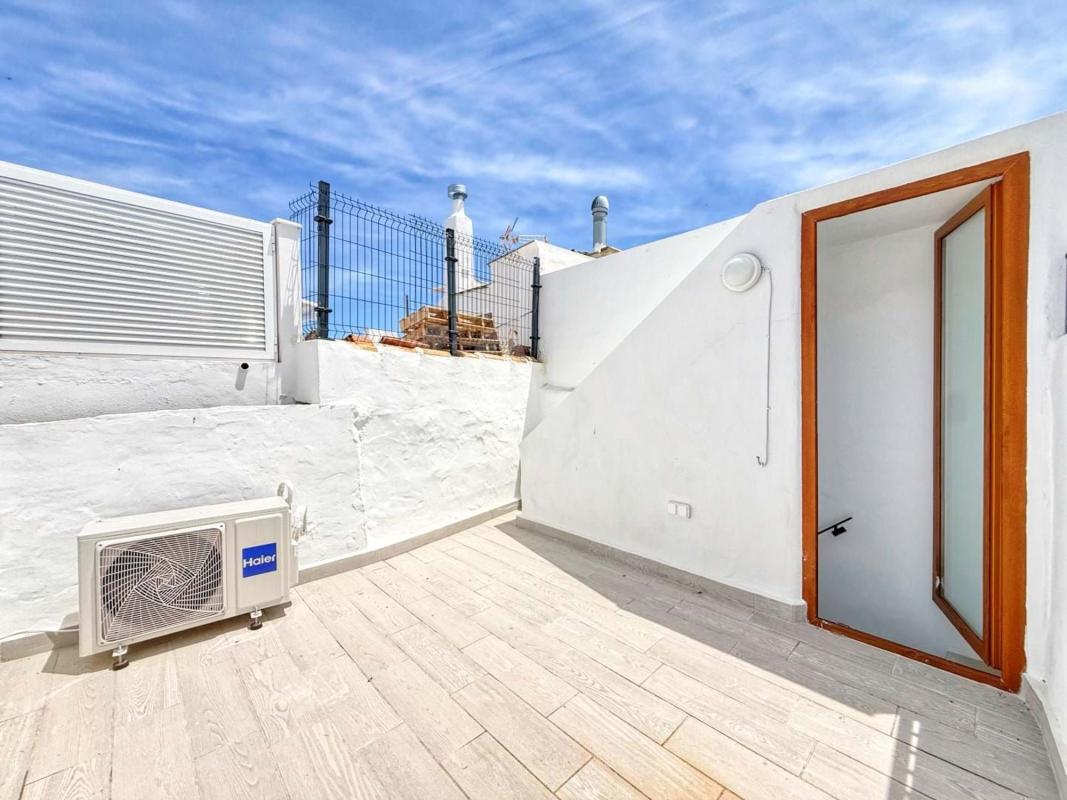 Properties for sale and rent in Spain photo 4
