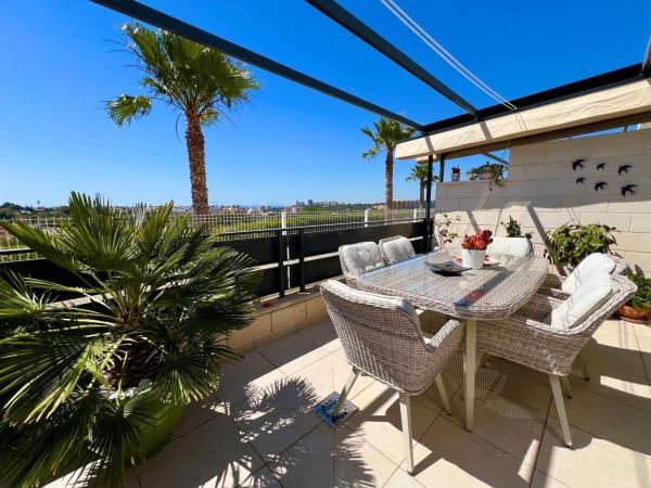 Chalet adosado en Lomas de Cabo Roig, Orihuela thumbnail 1
