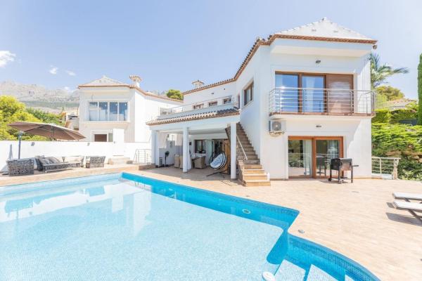 Casa o chalet independiente en Calle Moraira, Altea la Vella, Altea photo 1