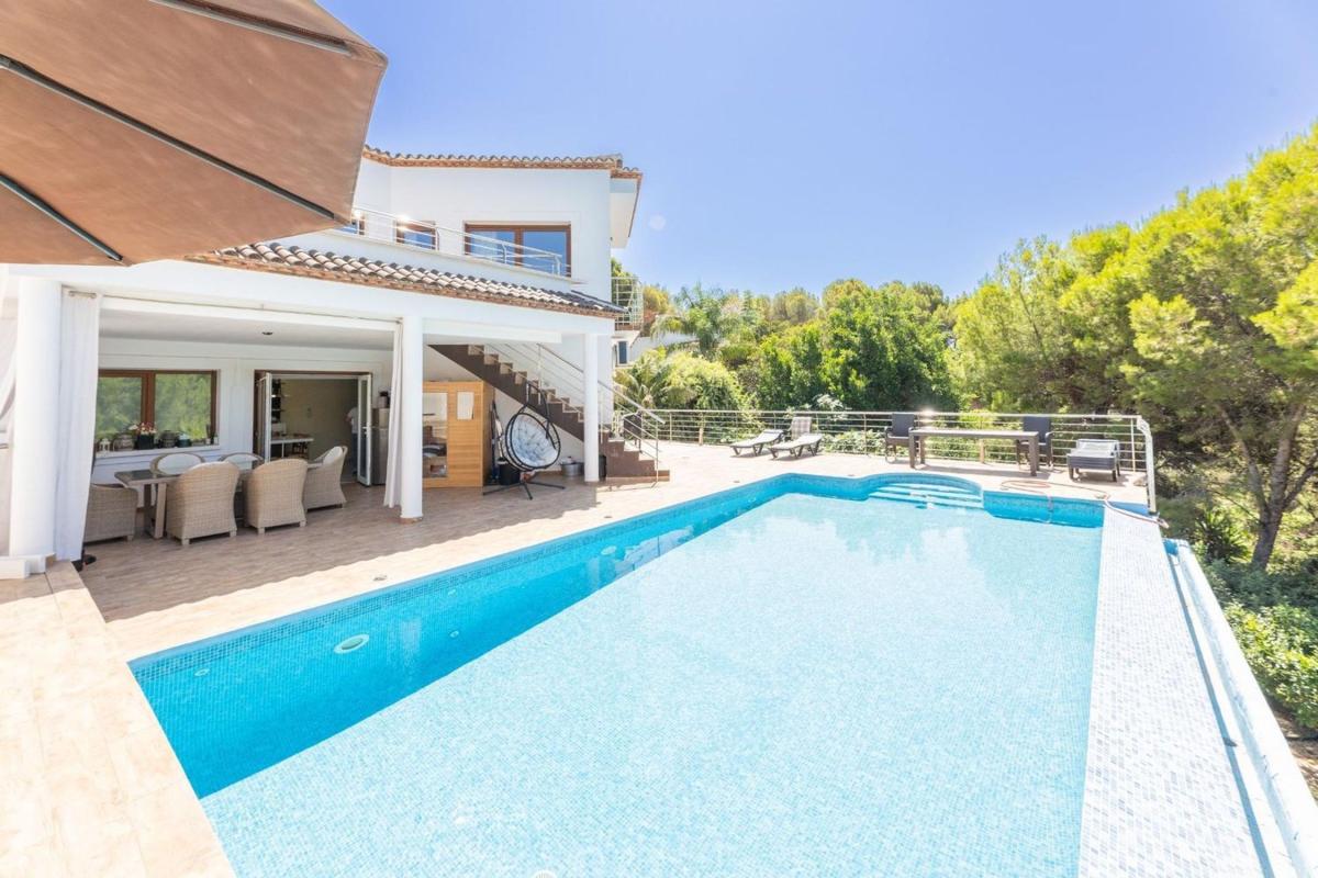 Properties for sale and rent in Spain photo 4