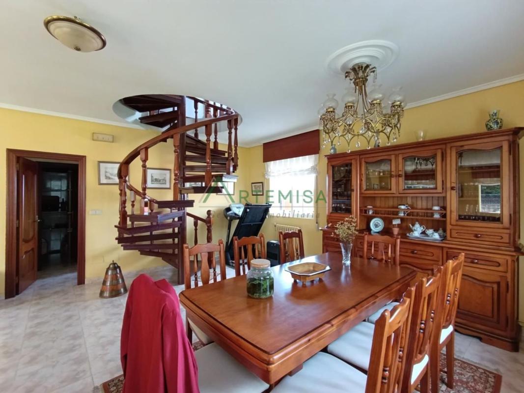 Properties for sale and rent in Spain photo 5