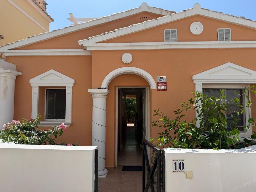 Properties for sale and rent in Spain photo 3