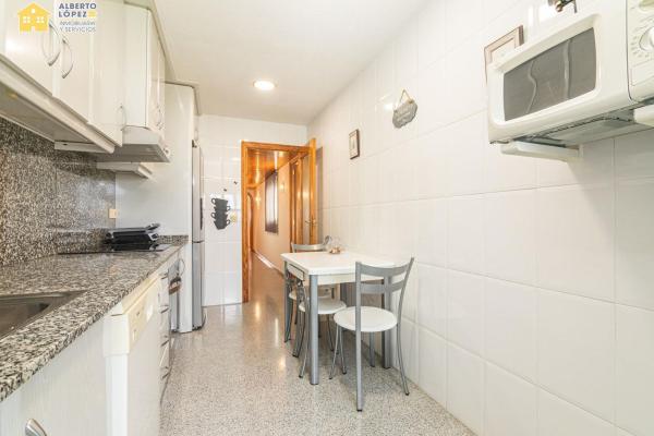 Sale of flat in Piso en Carrús Oeste, Elche / Elx, Elche / Elx
thumbnail 1
