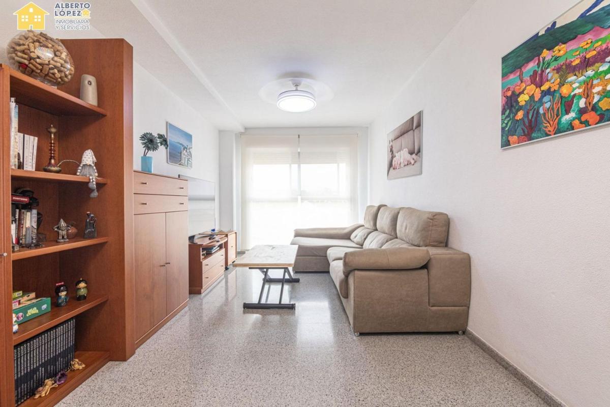 Sale of apartment in Piso en Carrús Oeste, Elche / Elx, Elche / Elx
photo 3