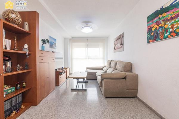 Sale of flat in Piso en Carrús Oeste, Elche / Elx, Elche / Elx
thumbnail 2