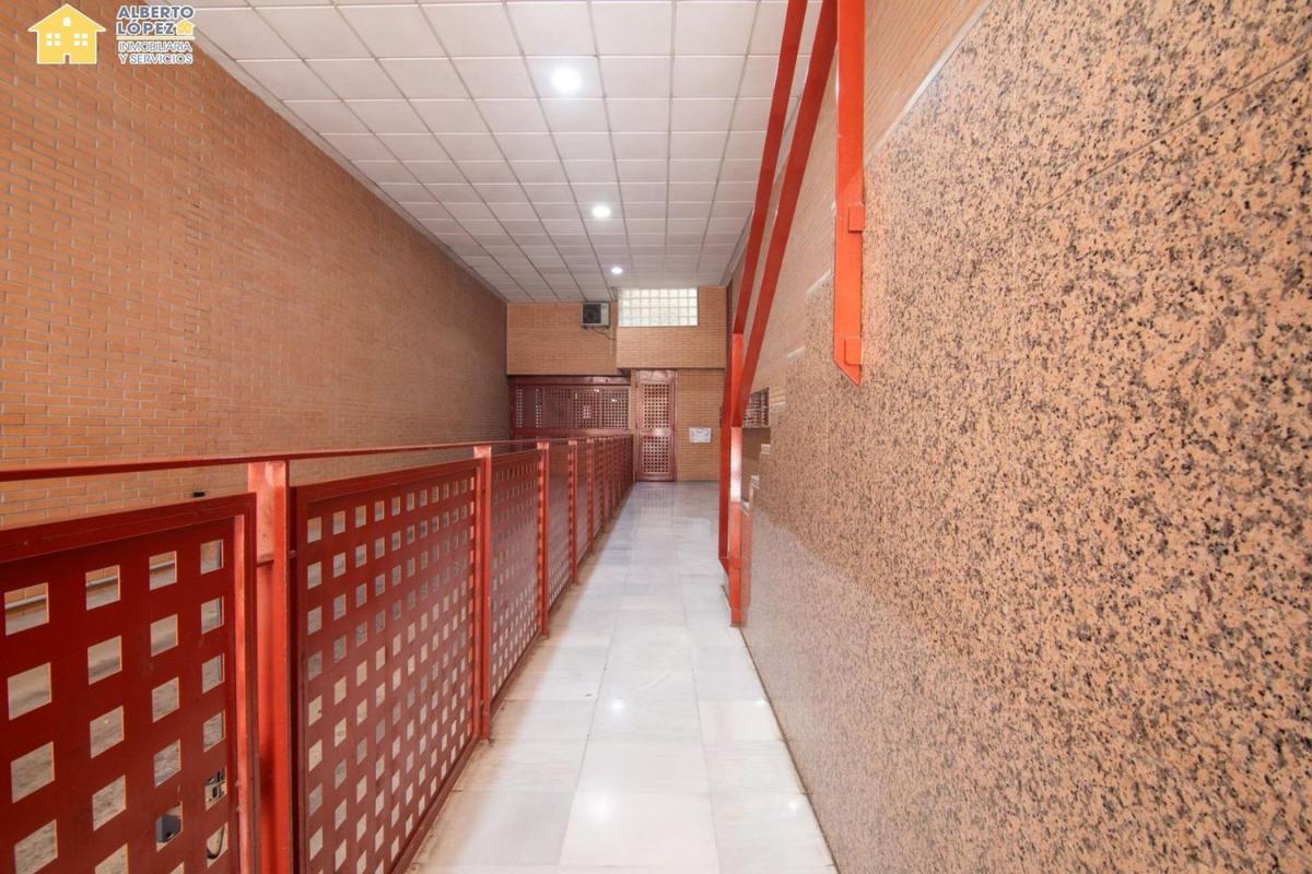 Sale of apartment in Piso en Carrús Oeste, Elche / Elx, Elche / Elx
photo 4