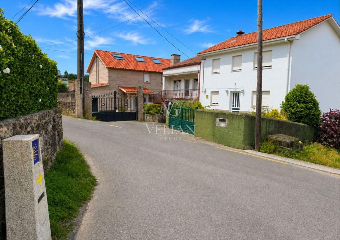Properties for sale and rent in Spain photo 2