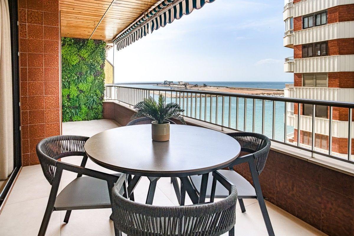 Venta de piso en Piso en El Acequión, Torrevieja, Torrevieja
photo 3