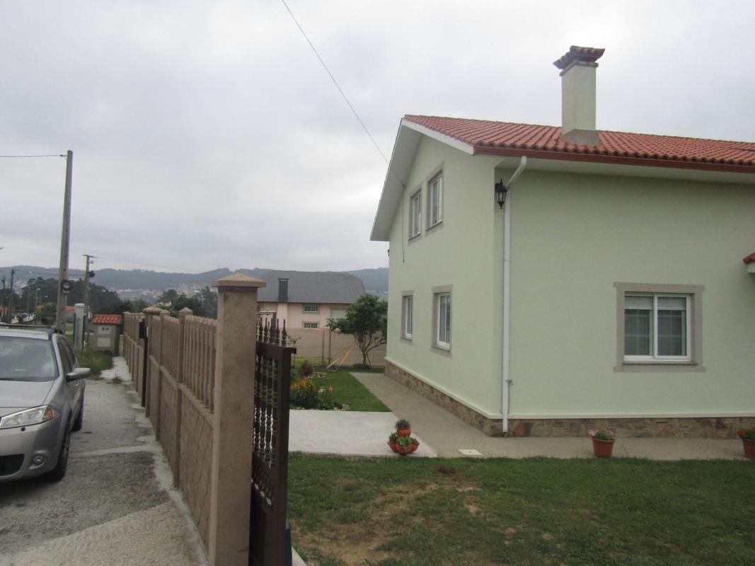 Properties for sale and rent in Spain photo 2