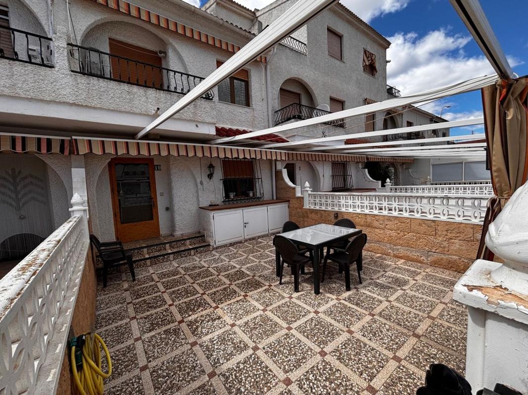 Propiedades en venta y alquiler en España photo 1