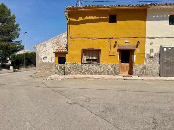 Independent chalet for sale in Casa o chalet en Calle General Prim, Pinoso, Pinoso
 photo 1