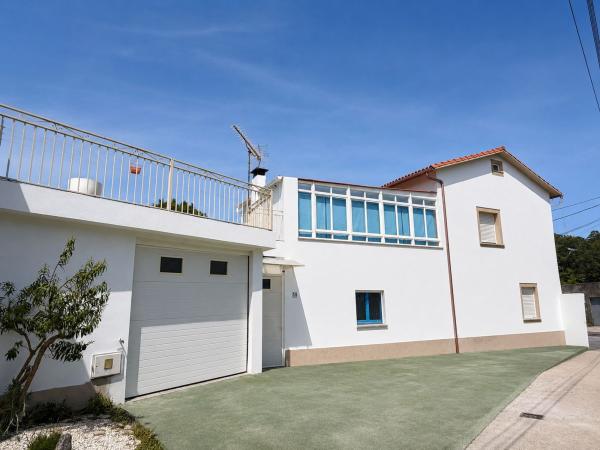 Chalet pareado en Boiro photo 1