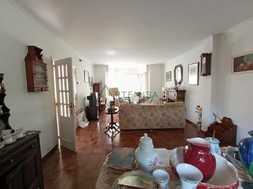 Properties for sale and rent in Spain photo 4