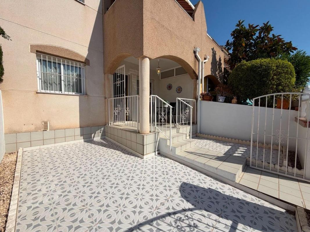 Sale of independent chalet in Casa o chalet en Aguas Nuevas, Torrevieja, Torrevieja
 photo 3