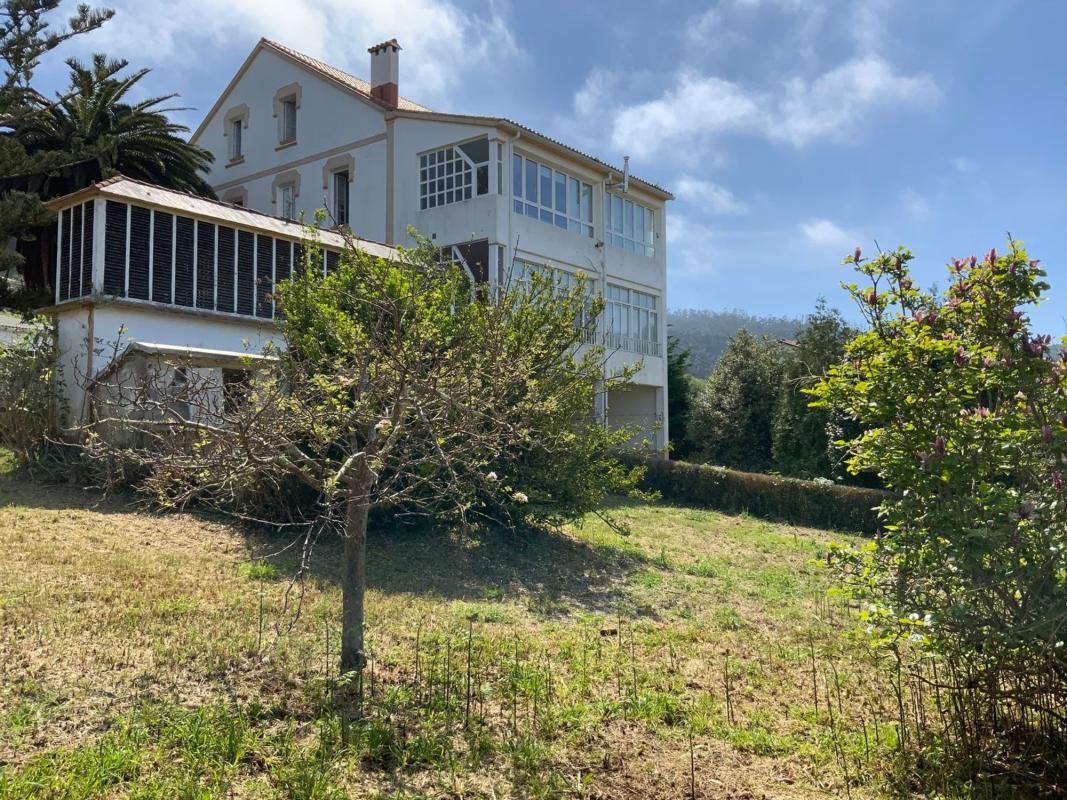 Properties for sale and rent in Spain photo 4