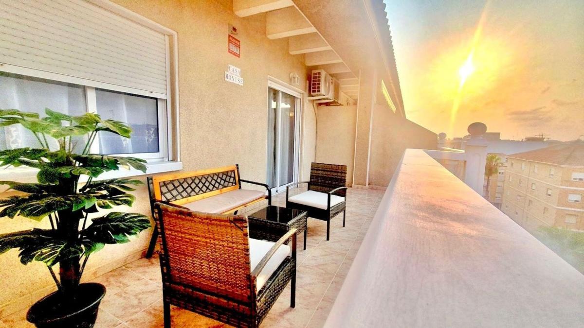 Продажа квартиры на Piso en Las Piscinas Naturales, Torrevieja, Торревьеха
photo 1