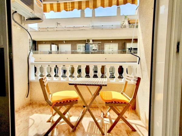 Venta de piso en Piso en Las Piscinas Naturales, Torrevieja, Torrevieja
thumbnail 3