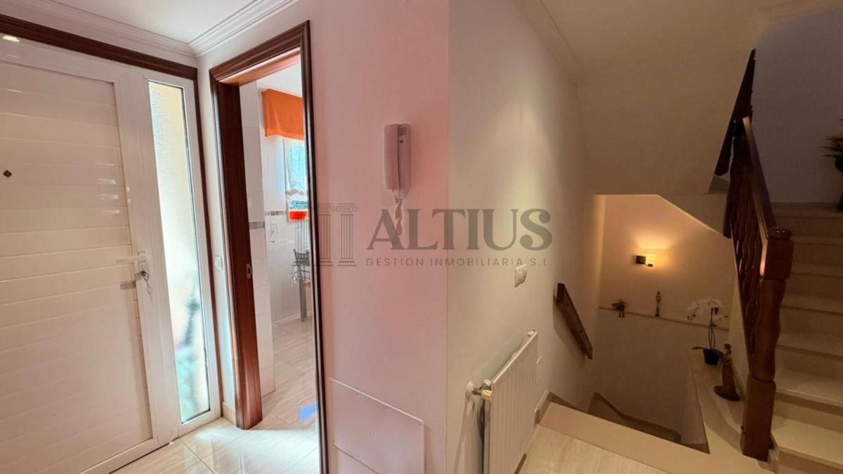 Properties for sale and rent in Spain photo 4