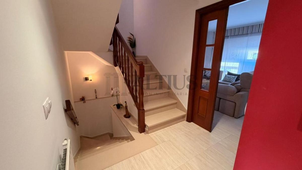 Properties for sale and rent in Spain photo 5