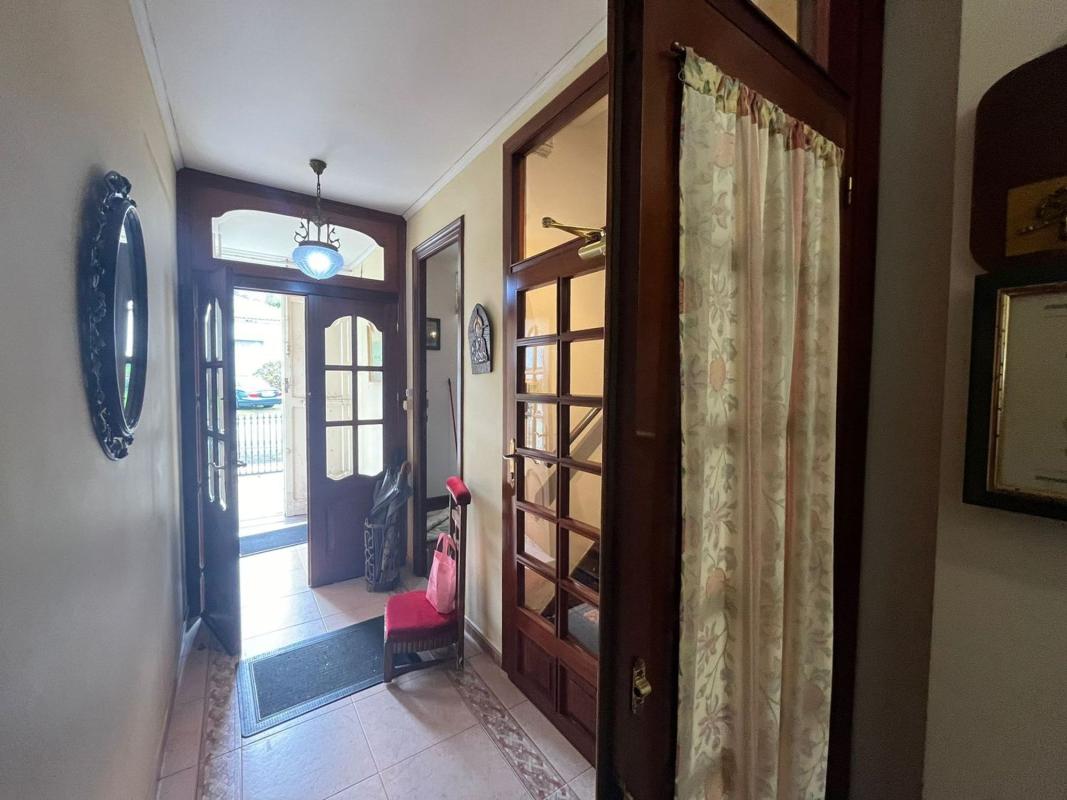 Properties for sale and rent in Spain photo 4