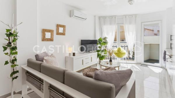 Estudio en venta en Estudio en Calle Concordia, 82, Las Piscinas Naturales, Torrevieja, Torrevieja photo 1