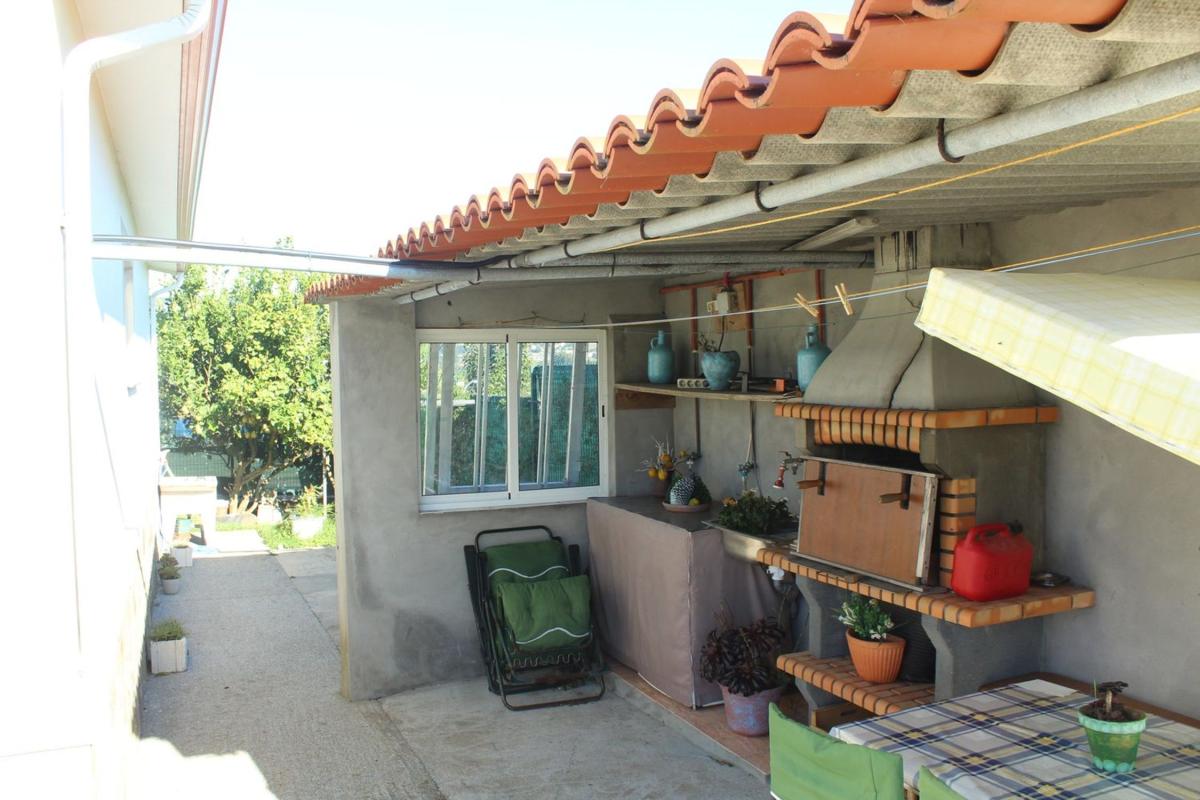 Properties for sale and rent in Spain photo 3