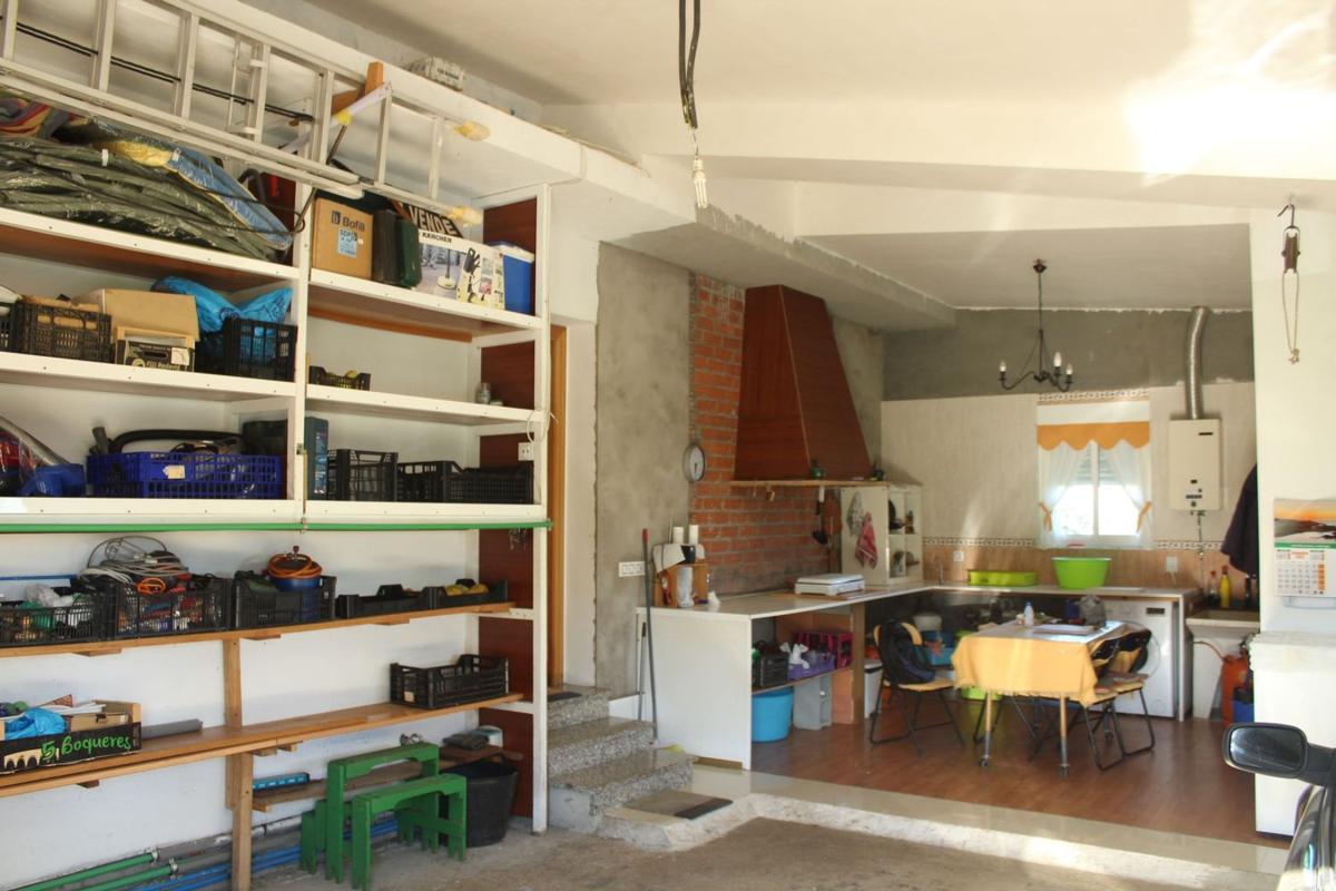 Properties for sale and rent in Spain photo 4