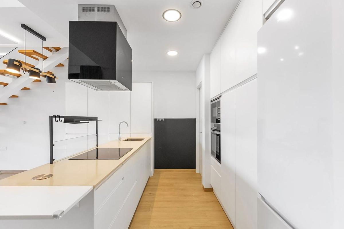Недвижимость на продажу и в аренду в Испании photo 5