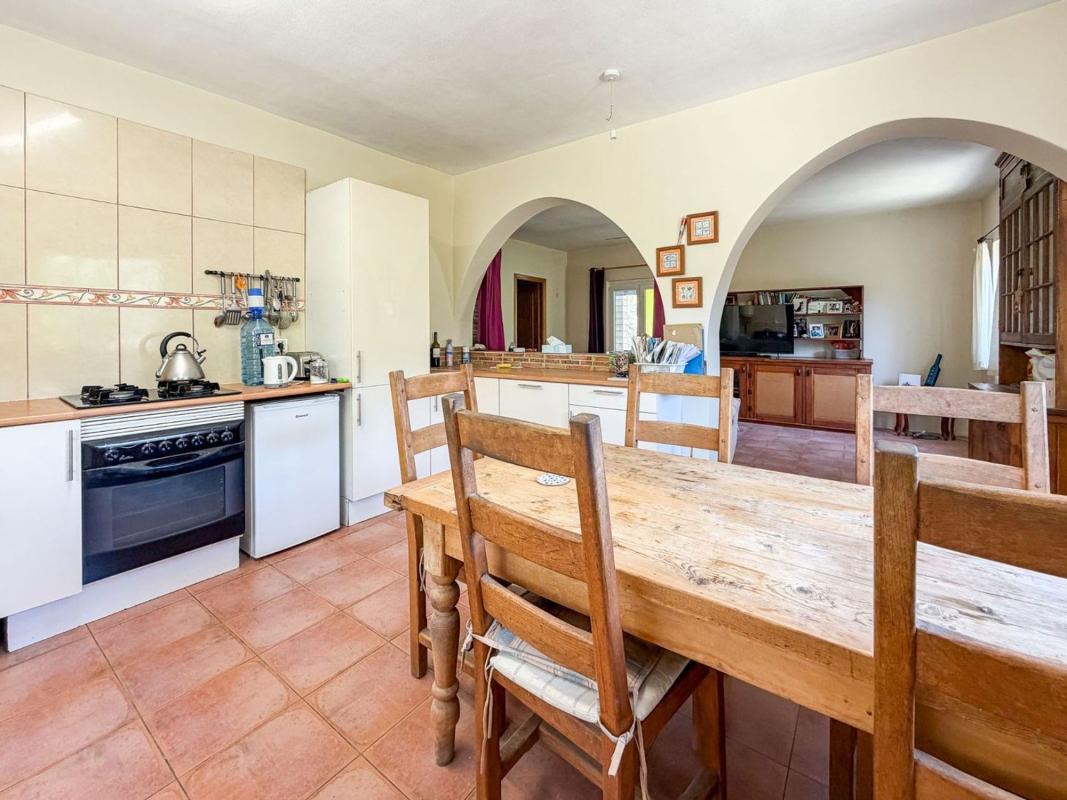 Properties for sale and rent in Spain photo 4