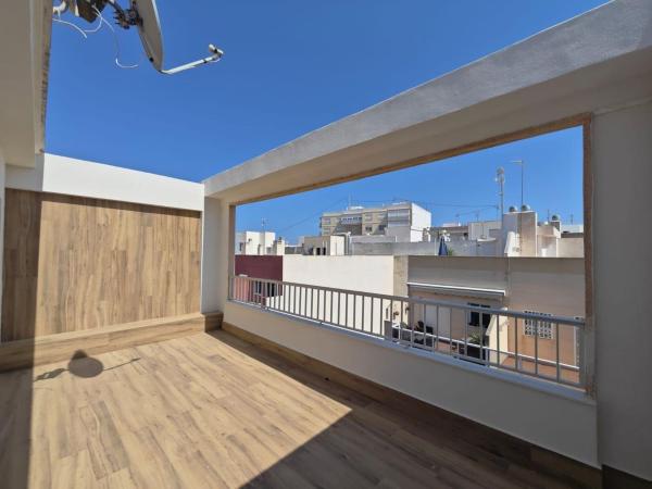 Аттик на продажу в Ático en Calle Ulpiano s/n, Las Piscinas Naturales, Torrevieja, Торревьеха thumbnail 2