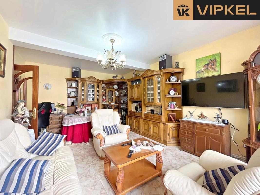 Properties for sale and rent in Spain photo 4