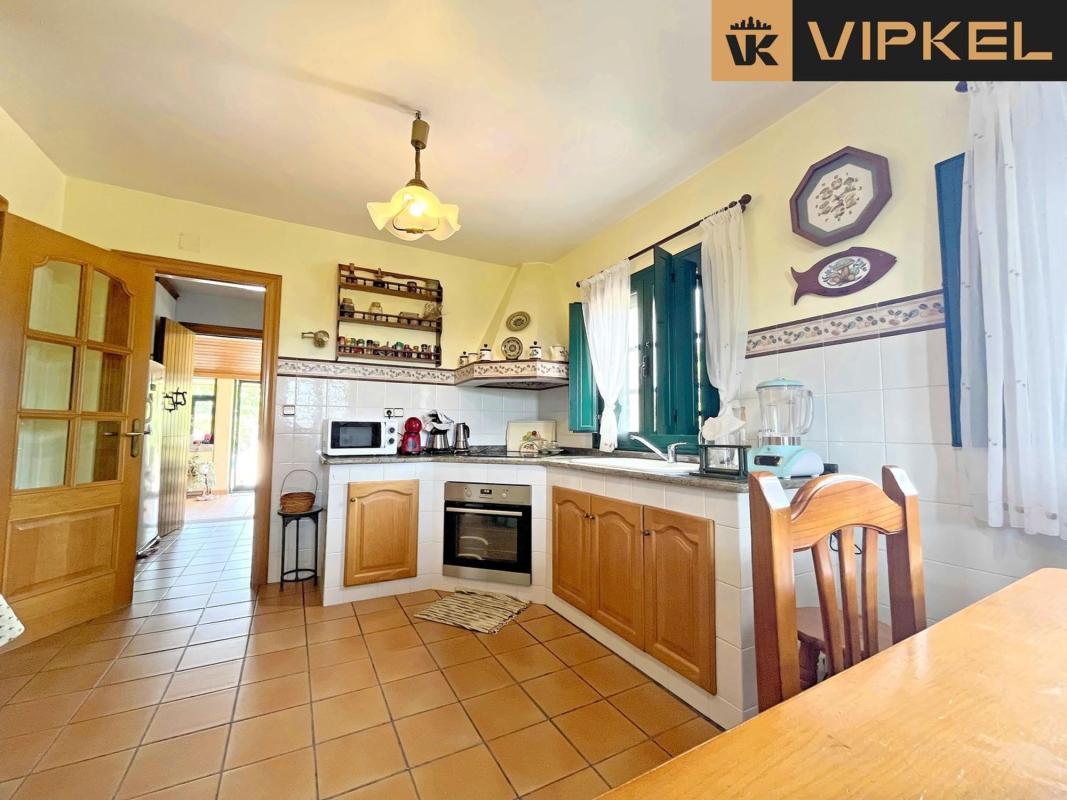 Properties for sale and rent in Spain photo 3