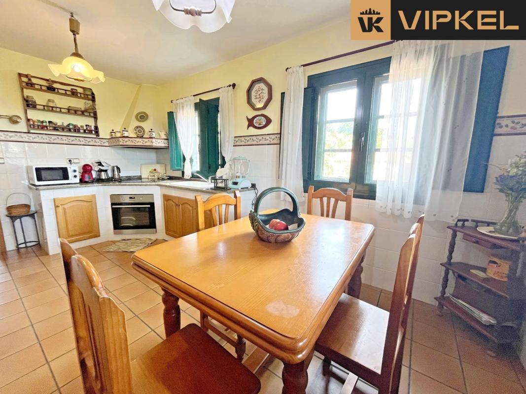 Properties for sale and rent in Spain photo 5