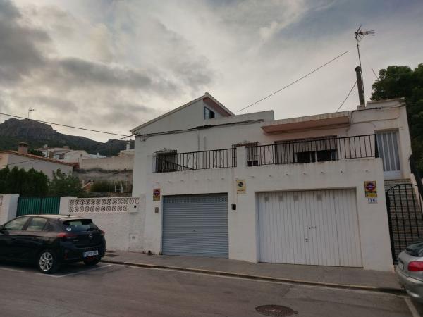 Rustic farm for sale in Casa rústica en Partida Benicuco, Canuta, Calpe , Calpe photo 1