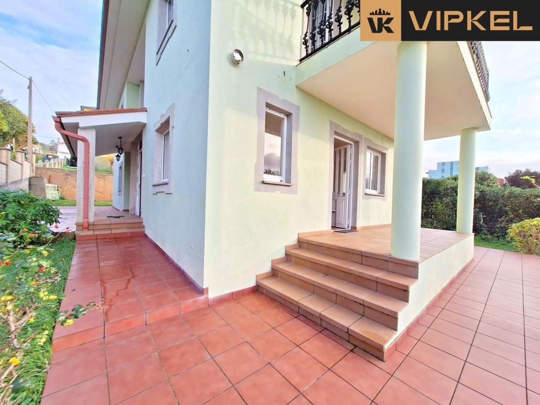 Properties for sale and rent in Spain photo 3