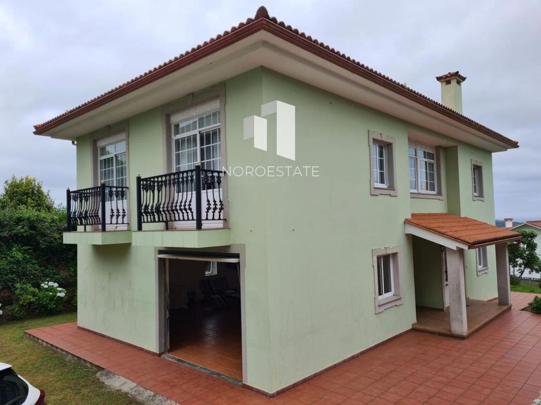 Properties for sale and rent in Spain photo 2