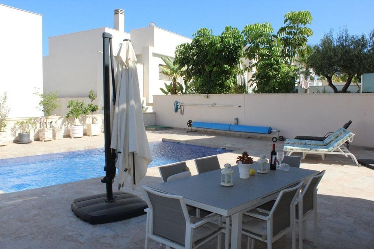Properties for sale and rent in Spain photo 4