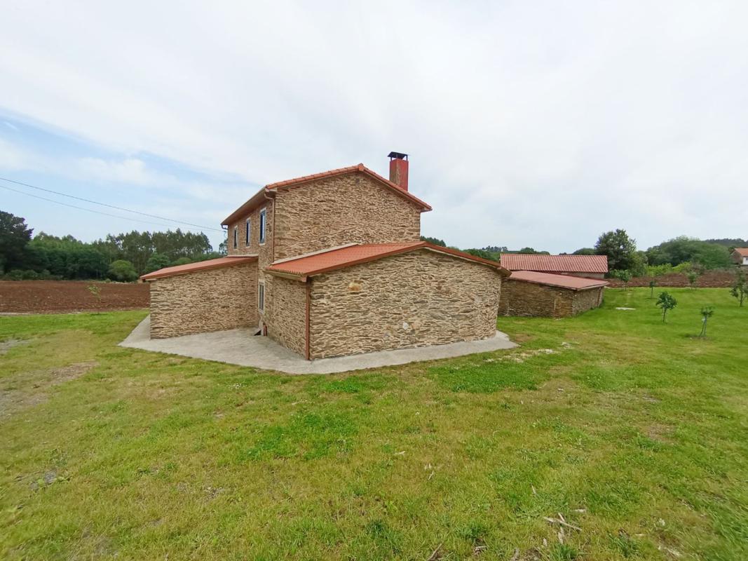 Недвижимость на продажу и в аренду в Испании photo 4
