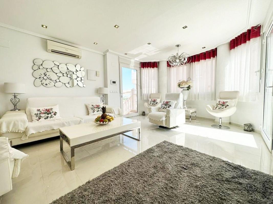 Properties for sale and rent in Spain photo 2