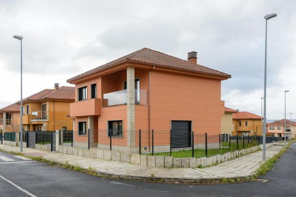 Casa o chalet independiente en Calle Cabanela, 2, Catabois - Santa Mariña, Ferrol thumbnail 1