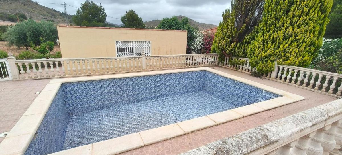 Properties for sale and rent in Spain photo 2