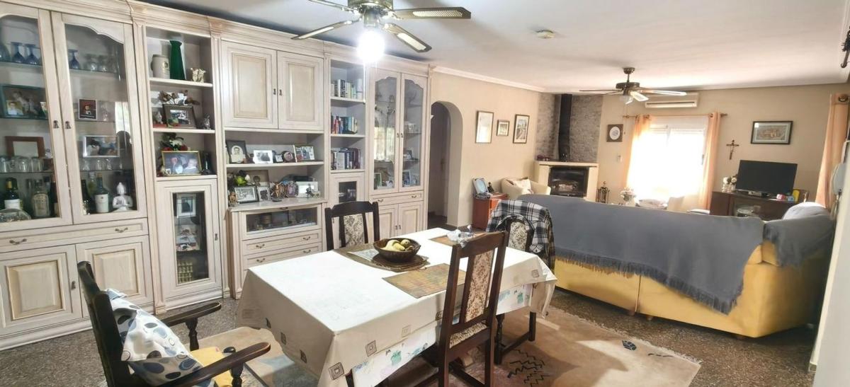 Properties for sale and rent in Spain photo 5