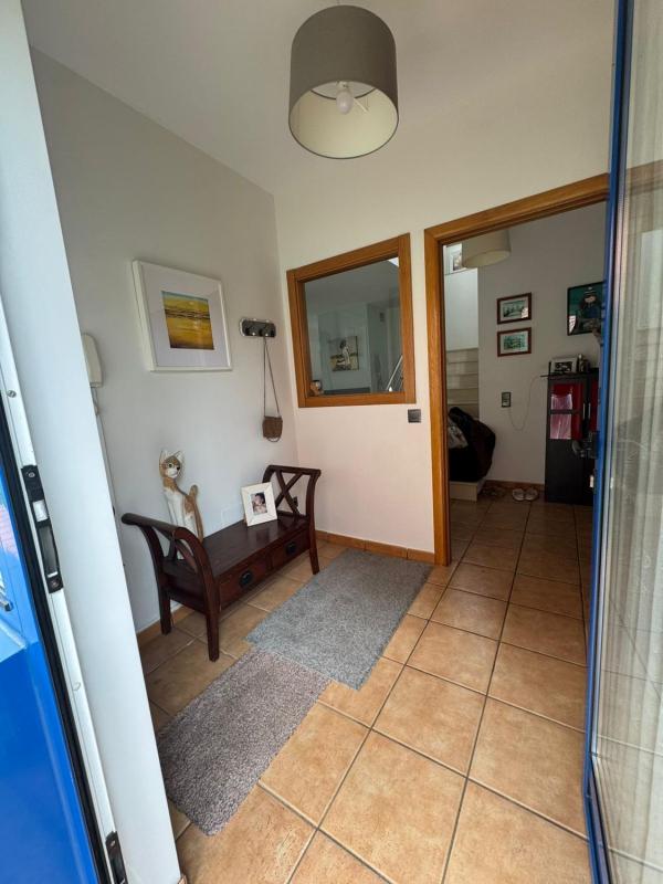 Properties for sale and rent in Spain photo 2