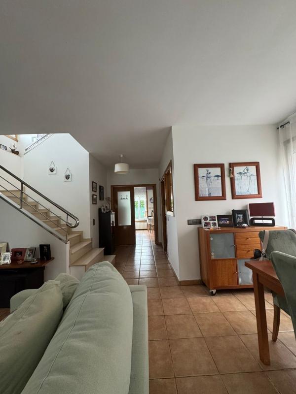 Properties for sale and rent in Spain photo 3